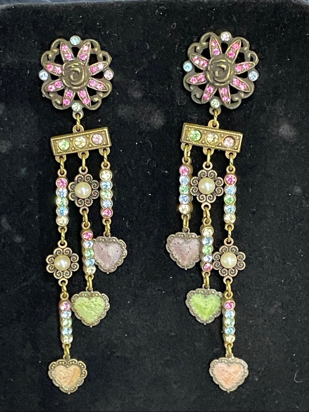 VTG Banana Bob Chandelier Dangle Earrings Enamel Pastel Hearts Rhinestones Pearl